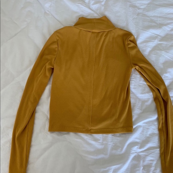 aritzia wilfred turtleneck in mustard yellow in XS - Picture 2 of 3
